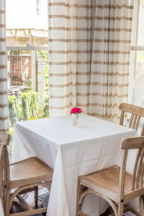 The Inn At Four Eleven York Norfolk Exterior foto